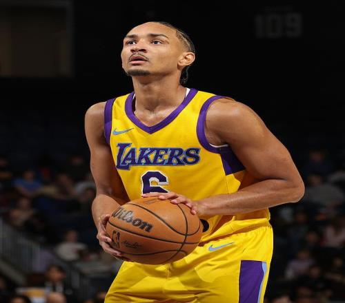 切尔西近,场英超半场,领先战局,亚博体育,亚博体育官网,亚博体育app,亚博体育下载